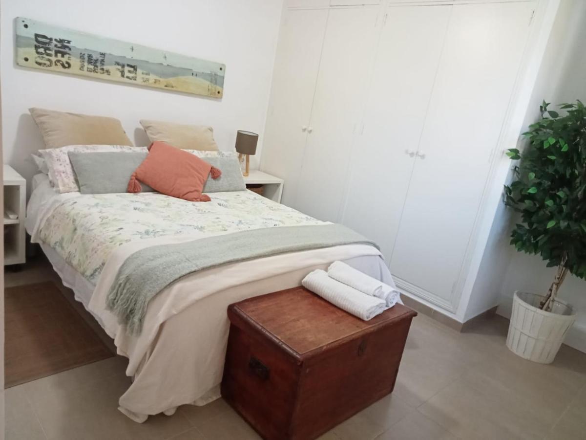 Dormir Entre Limones, Casa De Invitados En Vivienda Familiar Dos Hermanas Kültér fotó