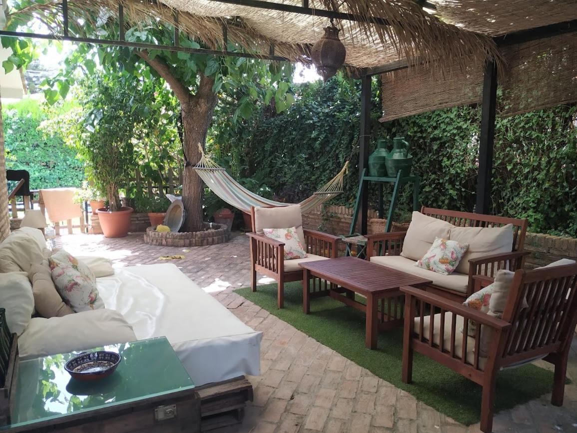 Dormir Entre Limones, Casa De Invitados En Vivienda Familiar Dos Hermanas Kültér fotó