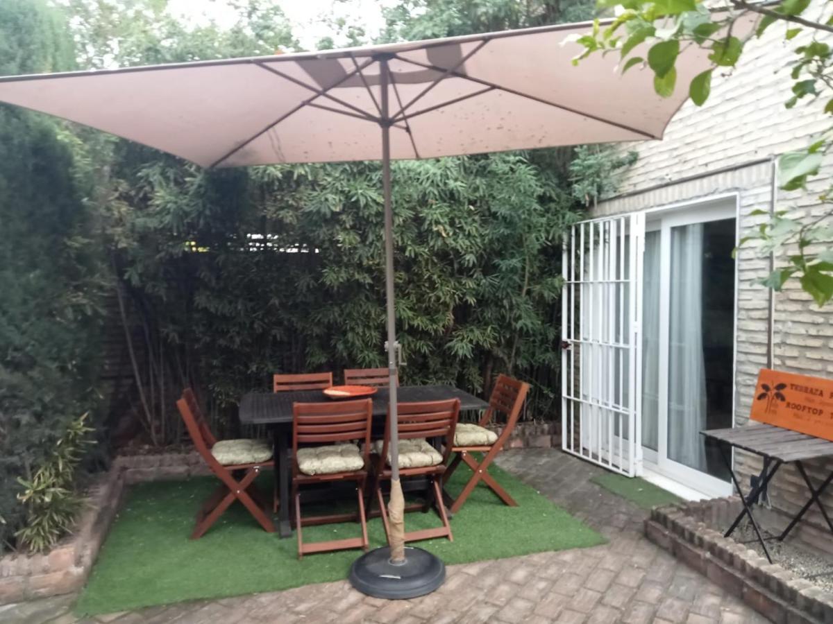 Dormir Entre Limones, Casa De Invitados En Vivienda Familiar Dos Hermanas Kültér fotó