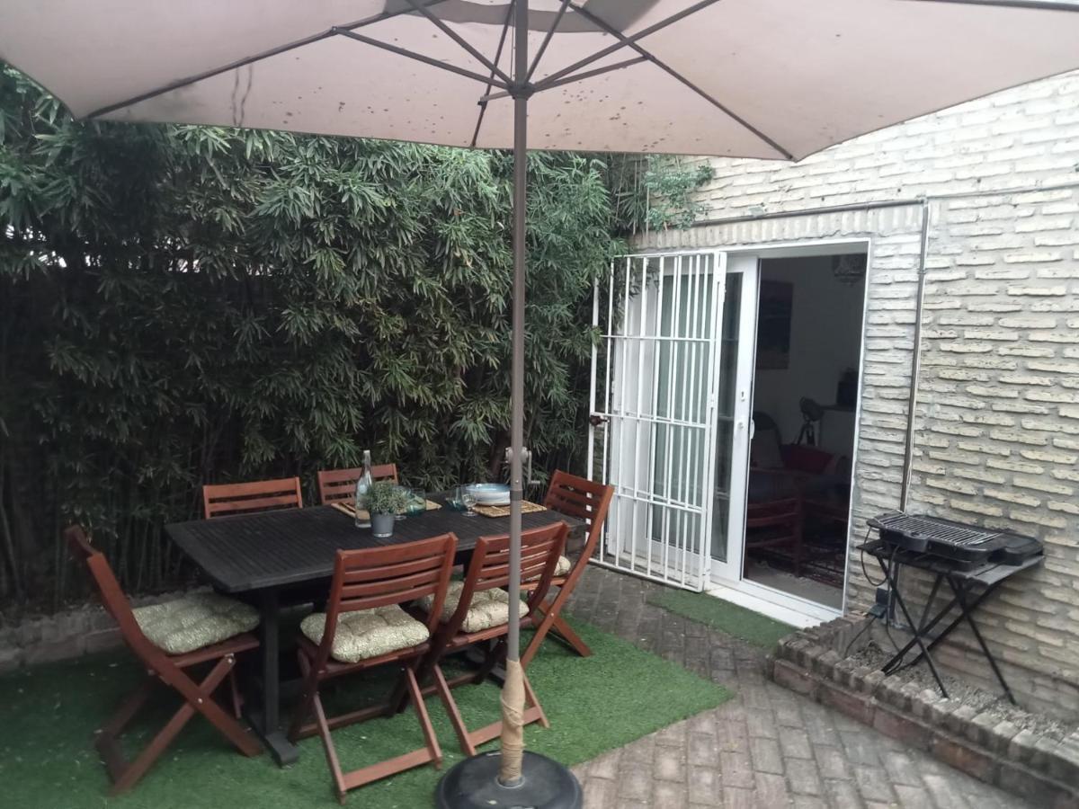 Dormir Entre Limones, Casa De Invitados En Vivienda Familiar Dos Hermanas Kültér fotó